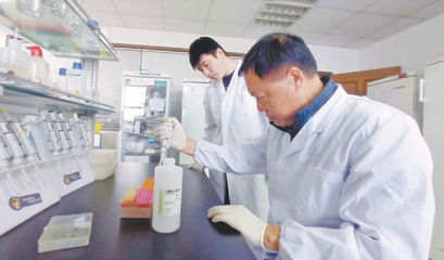 結(jié)緣海洋事業(yè)，奉獻(xiàn)藍(lán)色經(jīng)濟(jì)——記姜海濱的科研奮斗之路